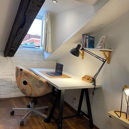 Condo In Town Centre Риека Экстерьер фото