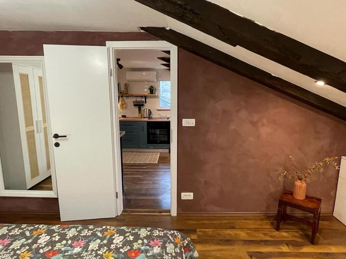 Condo In Town Centre Риека Экстерьер фото